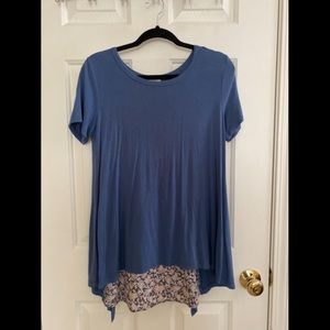 Women’s dress shirt